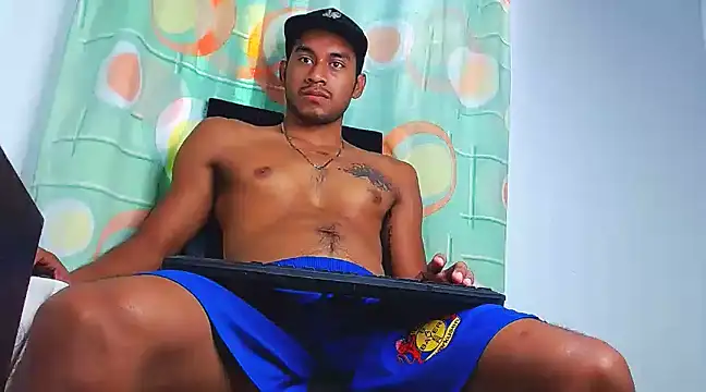 Snapshot of DanteSantoro chatting on February 3, 2025, 2:55 pm DanteSantoro online show from February 3, 2025, 2:55 pm