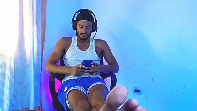 Snapshot of DanteSantoro chatting on January 7, 2026, 7:49 pm DanteSantoro online show from January 7, 2026, 7:49 pm