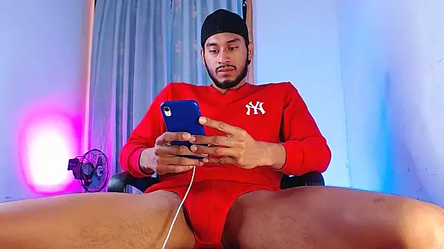 Snapshot of DanteSantoro chatting on February 14, 2026, 1:52 pm DanteSantoro online show from February 14, 2026, 1:52 pm