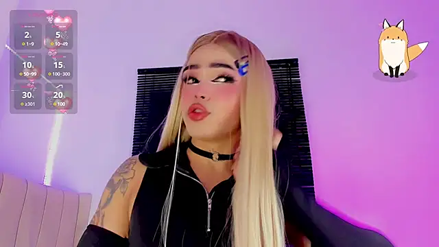 ladytslatina online show from April 18, 2026, 2:04 am