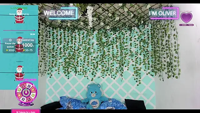 oliverhot2005 online show from November 28, 2025, 9:50 pm