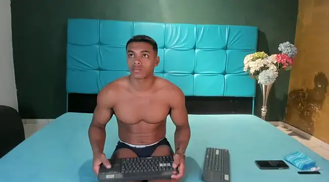 Snapshot of SexyBigCock01 chatting on February 10, 2025, 1:44 pm SexyBigCock01 online show from February 10, 2025, 1:44 pm