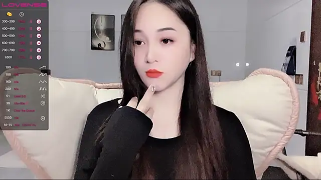 kolll88 online show from March 8, 2025, 2:19 pm