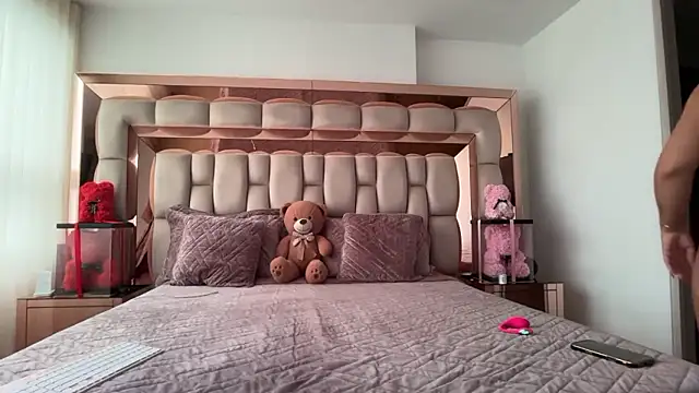 candy-sam28 online show from January 11, 2026, 4:01 pm