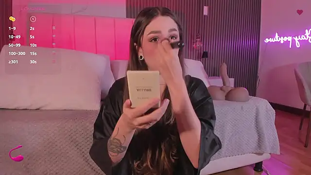 Amy-Parrish online show from February 2, 2026, 6:06 pm