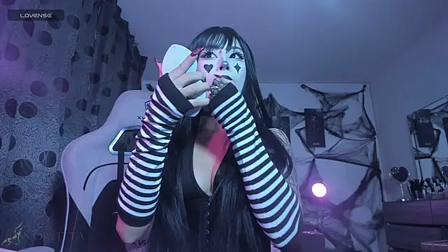 satanbabee online show from October 22, 2025, 10:42 pm