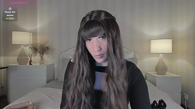 valeriasecret online show from November 4, 2025, 9:08 am