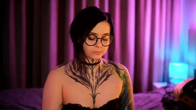 Snapshot of AcidPie chatting on January 20, 2025, 11:21 pm AcidPie online show from January 20, 2025, 11:21 pm