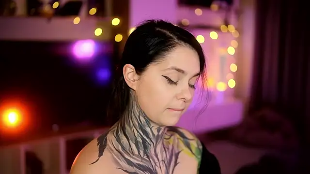 Snapshot of AcidPie chatting on February 13, 2025, 6:41 am AcidPie online show from February 13, 2025, 6:41 am