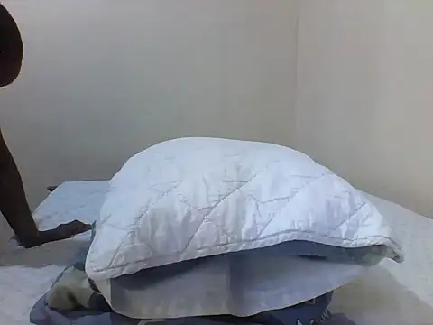 princess-cutie12 online show from February 6, 2026, 9:12 am