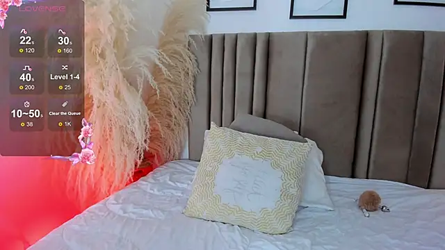 shann a online show from December 24, 2024, 5:44 pm