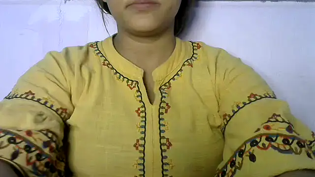 Snapshot of Princess_noorjahan chatting on November 9, 2025, 9:40 am Princess noorjahan online show from November 9, 2025, 9:40 am