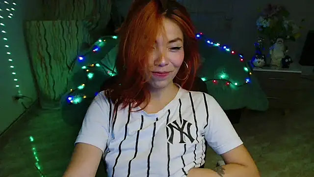 Snapshot of Aylinn_diaz chatting on May 27, 2026, 8:11 am Aylinn diaz online show from May 27, 2026, 8:11 am