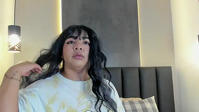 memphiswilliam online show from October 23, 2025, 2:44 am