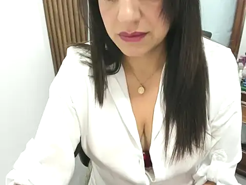 MonicaGarcia  online show from May 24, 2026, 1:49 pm