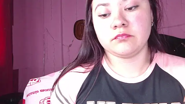 NikkiRous  online show from March 11, 2025, 7:36 pm