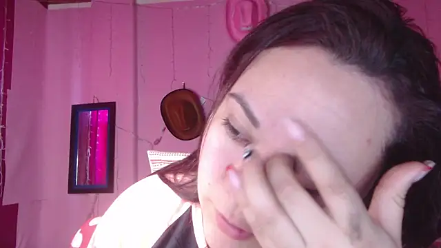 NikkiRous  online show from November 27, 2025, 12:51 pm