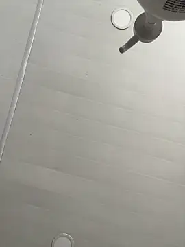 Ema azel online show from October 10, 2025, 1:54 pm