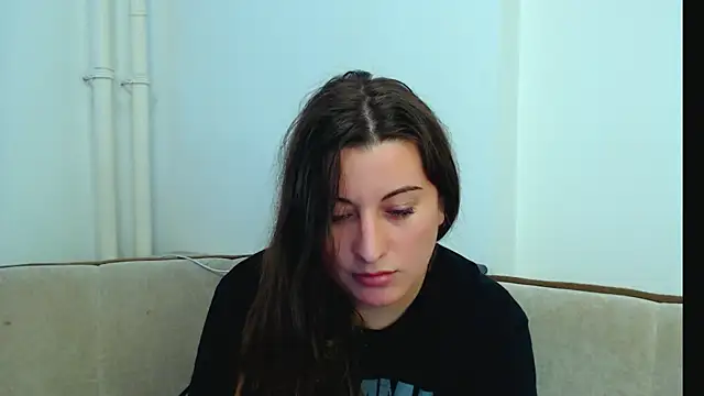 Helen Adams  online show from December 5, 2024, 10:44 am