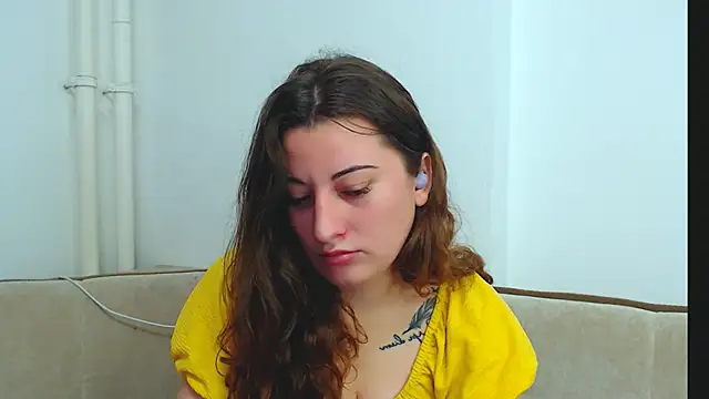 Helen Adams  online show from December 6, 2024, 4:36 am