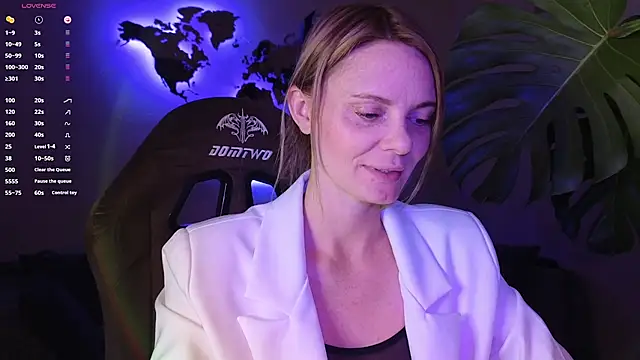 Snapshot of Sam_Klaus chatting on October 3, 2025, 8:39 pm Sam Klaus online show from October 3, 2025, 8:39 pm