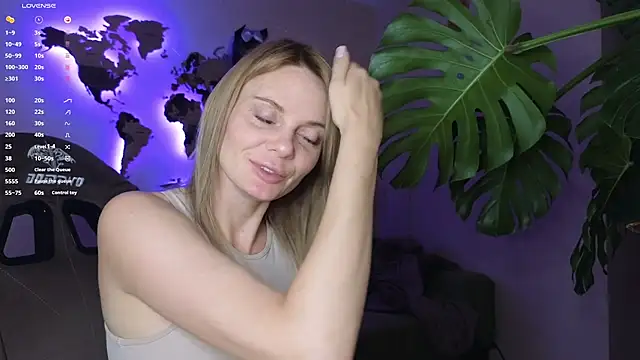 Snapshot of Sam_Klaus chatting on October 11, 2025, 11:14 pm Sam Klaus online show from October 11, 2025, 11:14 pm