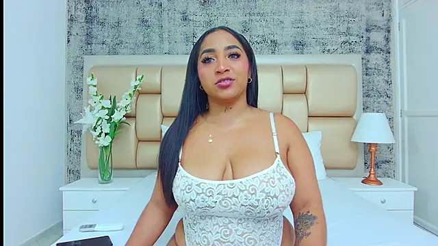 Snapshot of KateVenegas chatting on February 8, 2025, 8:21 pm KateVenegas online show from February 8, 2025, 8:21 pm