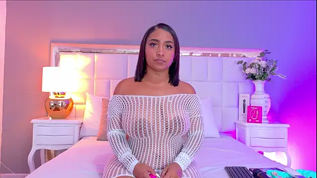 Snapshot of KateVenegas chatting on September 14, 2025, 7:35 pm KateVenegas online show from September 14, 2025, 7:35 pm