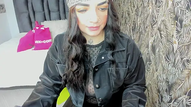 Anhell7 x online show from November 6, 2025, 7:37 pm