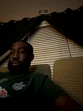 Snapshot of chaos1984 chatting on November 2, 2025, 7:33 am chaos1984 online show from November 2, 2025, 7:33 am