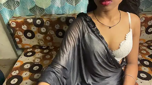 shuhana  online show from April 13, 2026, 5:02 am