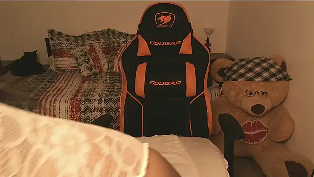 Snapshot of KRISTAL__JACKSON chatting on March 22, 2025, 6:33 am KRISTAL JACKSON online show from March 22, 2025, 6:33 am