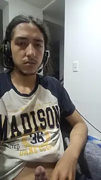 dirtytw0230 online show from March 9, 2026, 10:52 am