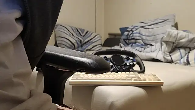 Alphapimmelchen online show from February 7, 2026, 4:16 am