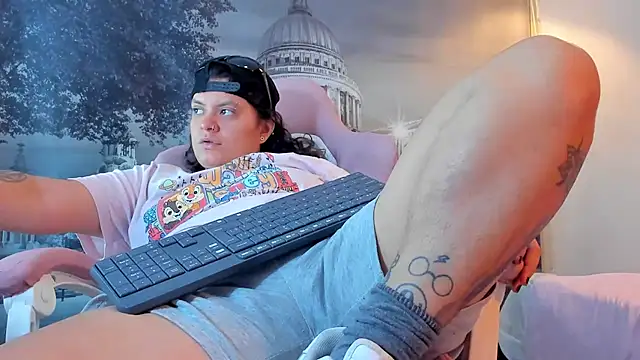 snowflake xxx online show from September 26, 2025, 3:38 pm