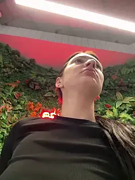 Snapshot of BabeRainbow chatting on March 13, 2025, 10:36 am BabeRainbow online show from March 13, 2025, 10:36 am