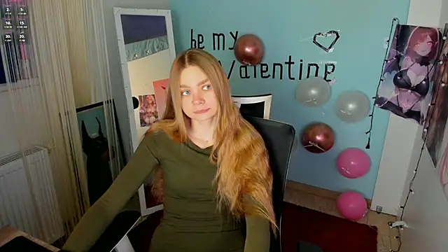 Molly sweetie online show from February 18, 2025, 6:59 am