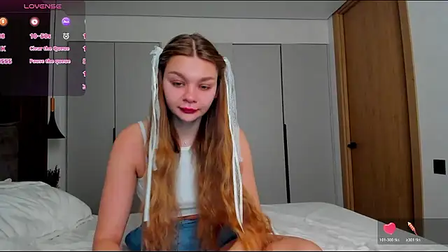 Molly sweetie online show from February 19, 2026, 8:32 am