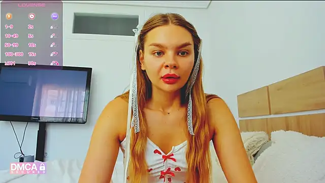 Snapshot of Molly_sweetie chatting on May 31, 2026, 7:15 am Molly sweetie online show from May 31, 2026, 7:15 am