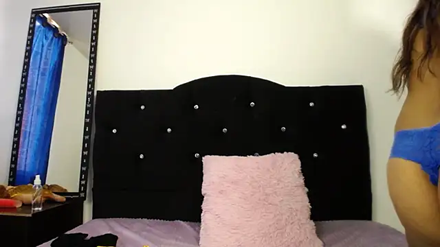 sweet skylove  online show from February 2, 2026, 7:12 pm