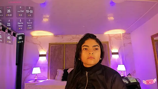 GiselOrtiz online show from November 30, 2025, 10:52 am