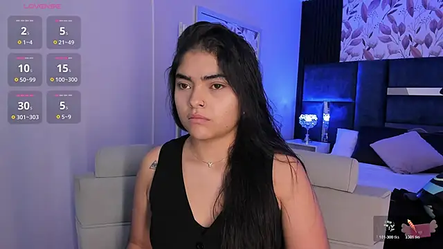 GiselOrtiz online show from December 19, 2025, 10:44 am