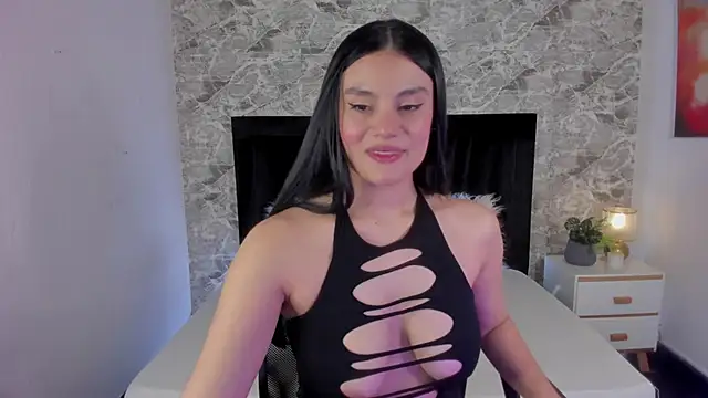 Maylin Garcia online show from October 7, 2025, 7:00 pm