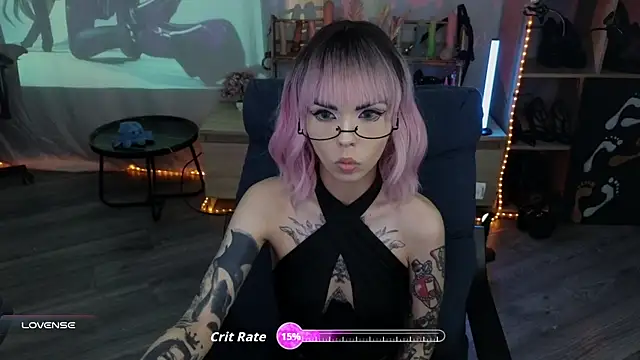 Kerry Kirk online show from November 6, 2025, 6:20 pm