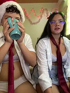 Snapshot of Antonella_Cruz02 chatting on December 15, 2024, 8:36 pm Antonella Cruz02 online show from December 15, 2024, 8:36 pm