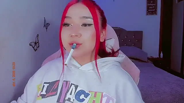 madisonx17 online show from April 4, 2026, 11:24 pm