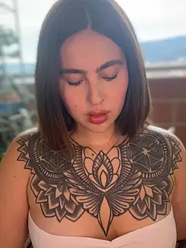 ValerieHilton online show from January 31, 2025, 9:59 pm