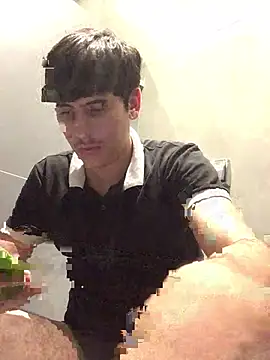 Babyhotbad online show from February 6, 2025, 9:06 pm