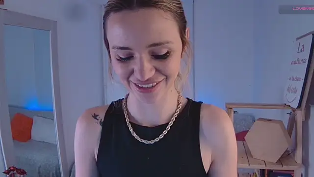 Lucy Princes online show from January 20, 2025, 2:43 am