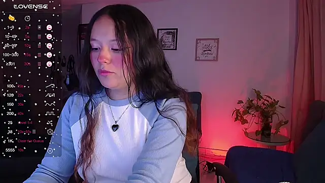 Snapshot of Lexie_Thompson10 chatting on February 14, 2025, 4:04 am Lexie Thompson10 online show from February 14, 2025, 4:04 am